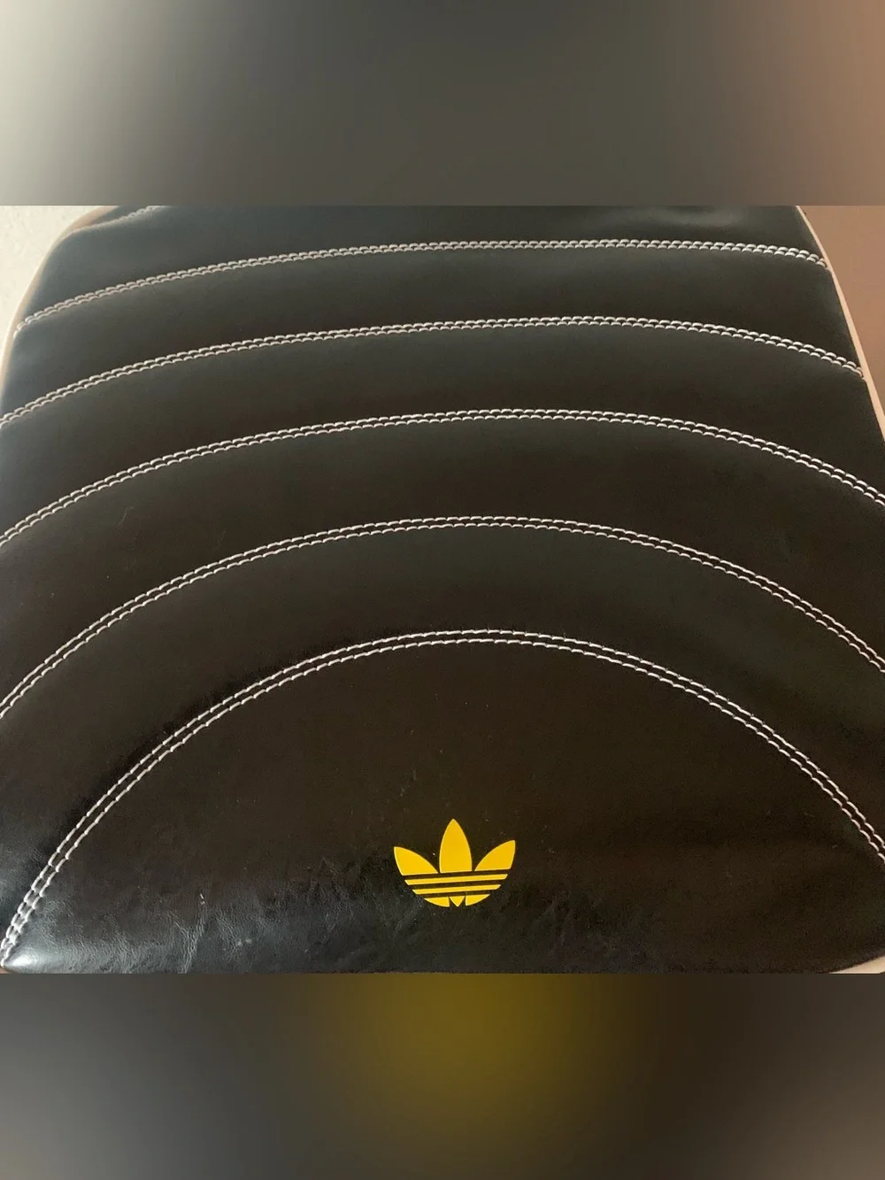 Adidas Originals Premium Weekender Bag Black & Yellow KE2330.  NWT